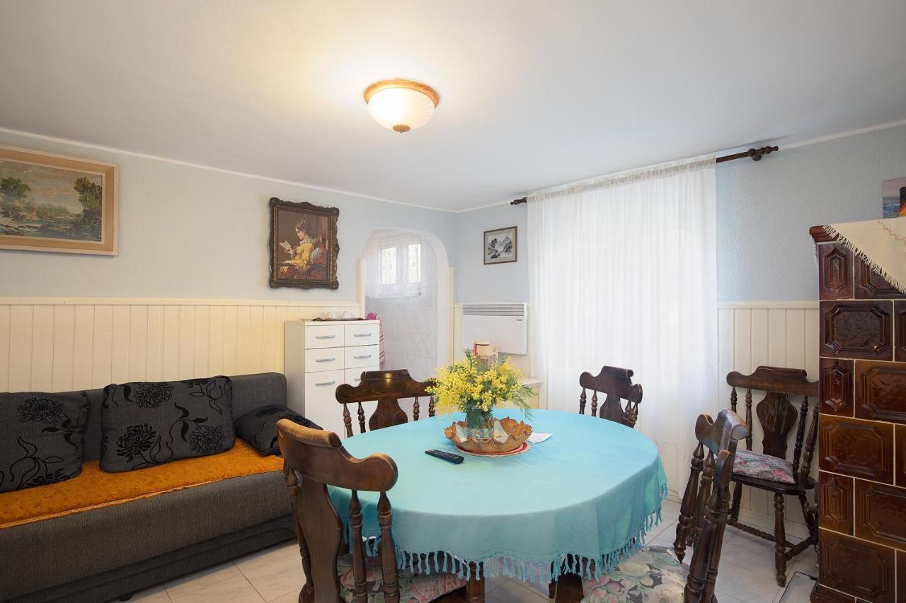 Ferienwohnung Marija Pula Exterior foto